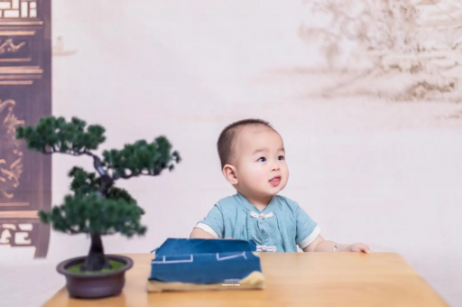 榆林宝宝喊肚子疼怎么回事
